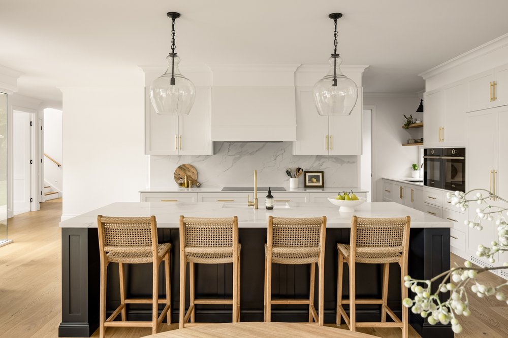 Hamptons & Classic Coastal Kitchens