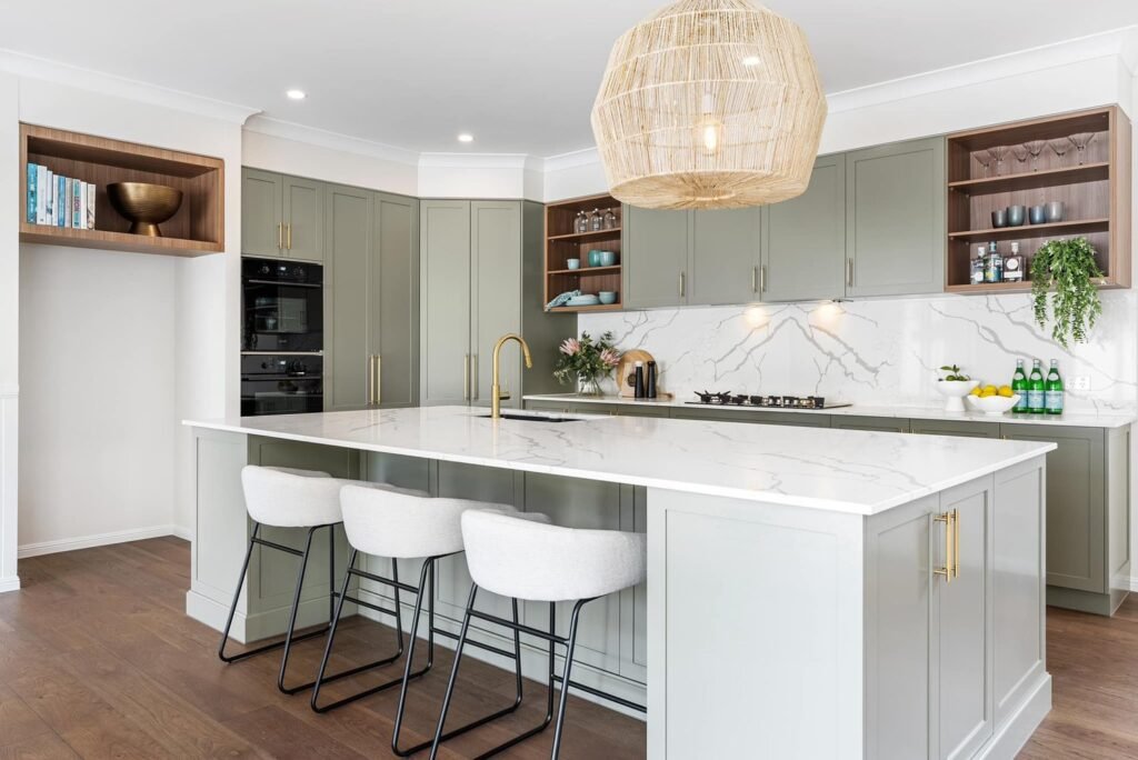 Hamptons & Classic Coastal Kitchens